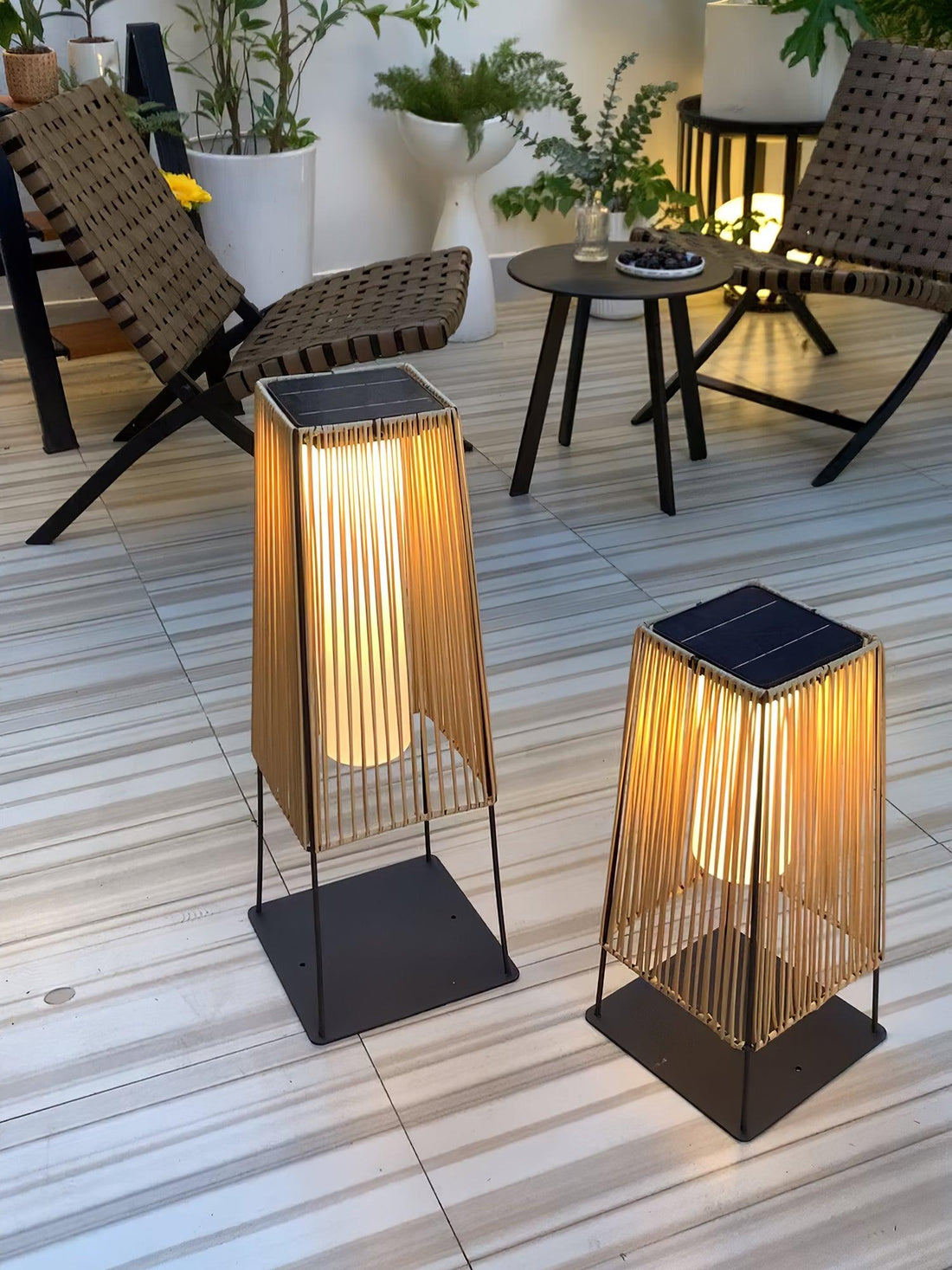 Kunststoff-Rattan-Außenpfostenleuchte - Solar-Pfostenlampe Ideal