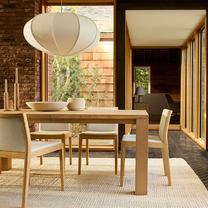 Pendelleuchte Alvian – Leinenschirm mit verstellbarer Höhe für gemütliches Essen