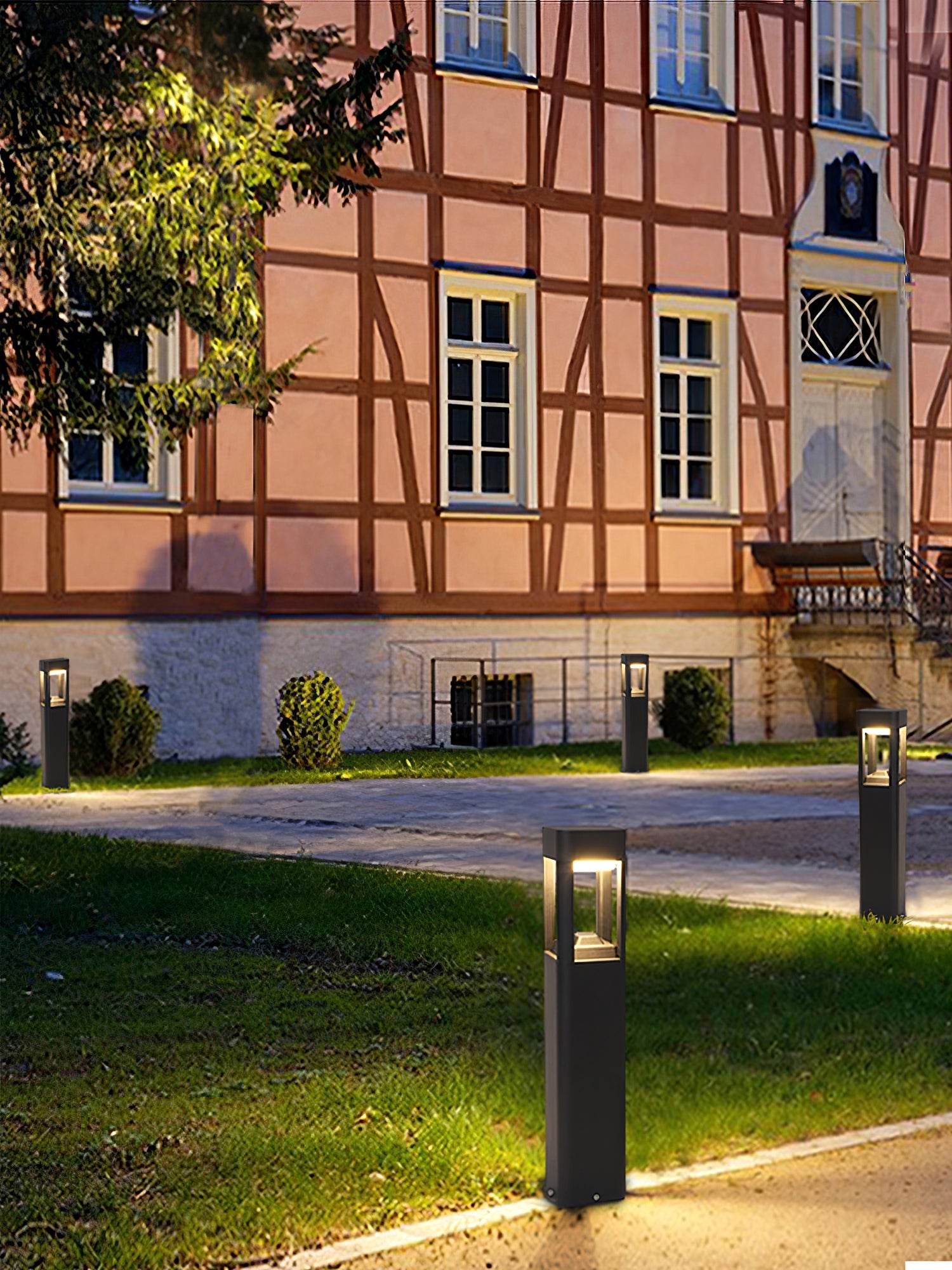 Rectangular Garden Bollard Light - Modern LED Lamp for Pathway