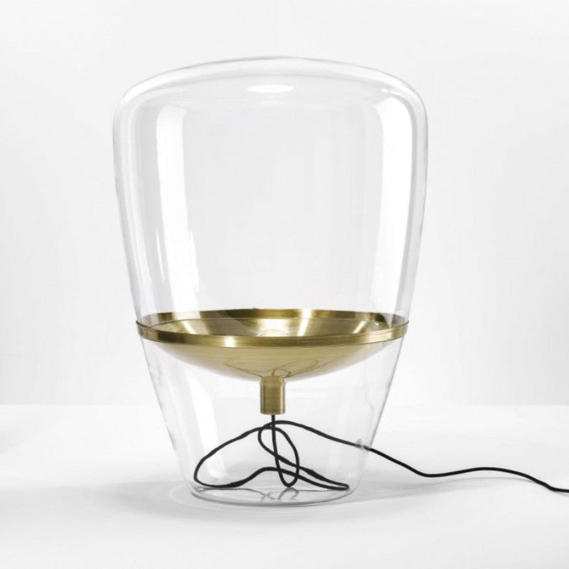 Minimalistische Tischlampe aus mundgeblasenem Ballonglas