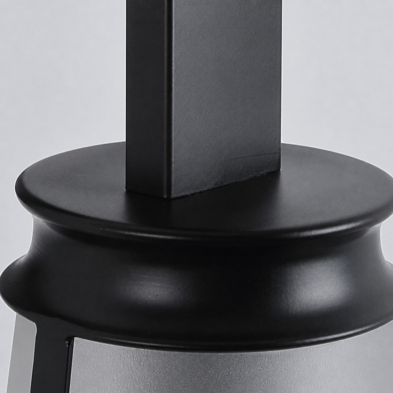 Visible construction detail of the vintage black outdoor wall lantern 3