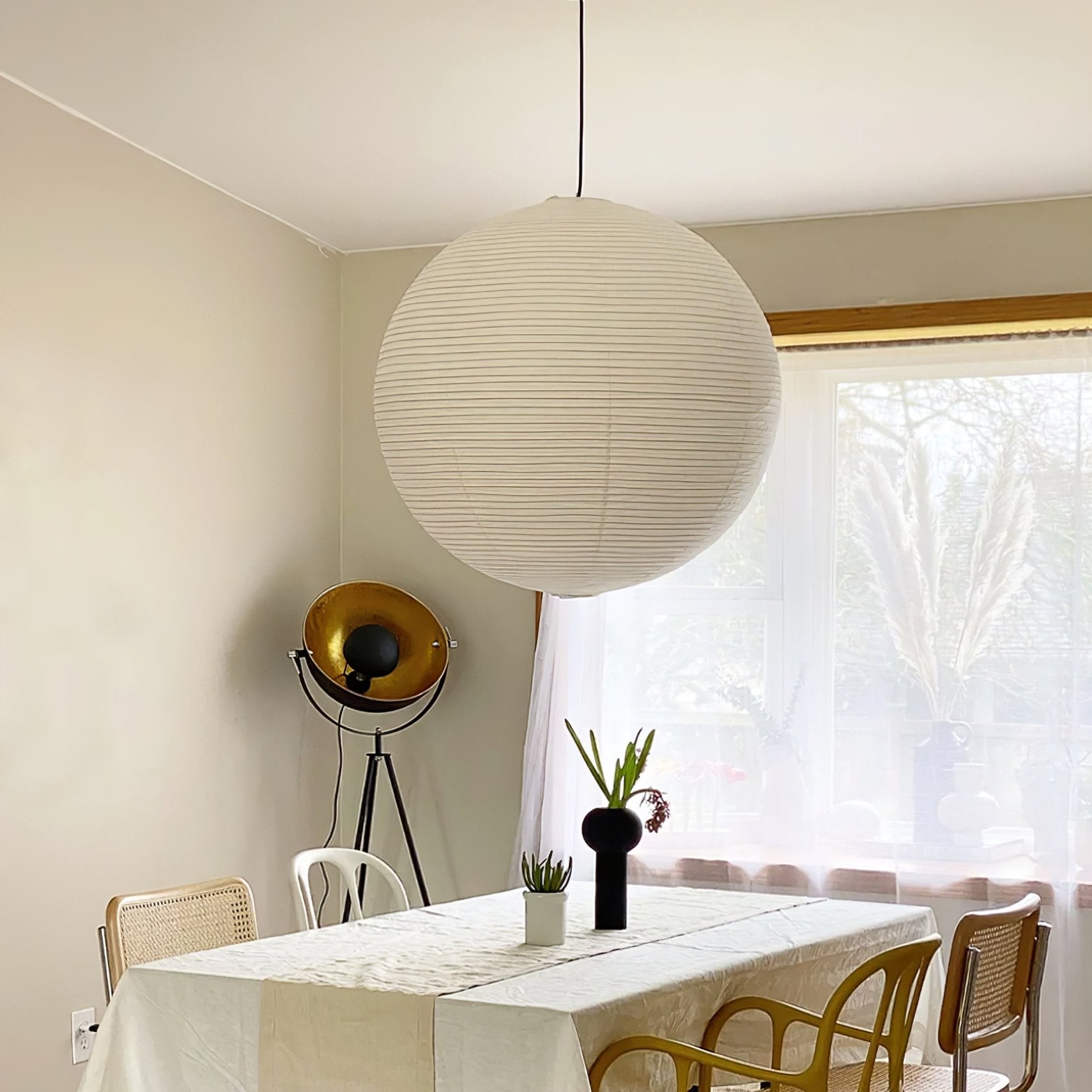 Washi Paper Round Pendant Lamp – Minimalist Lighting for Living Room