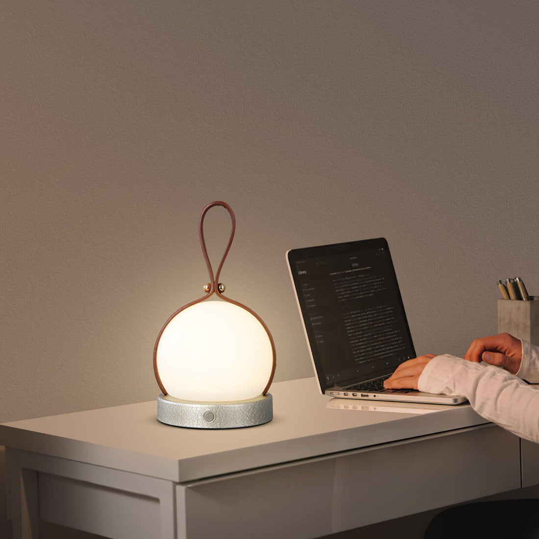 Lantern Indoor Table Lamp - Built-in Battery Modern Iron Lighting