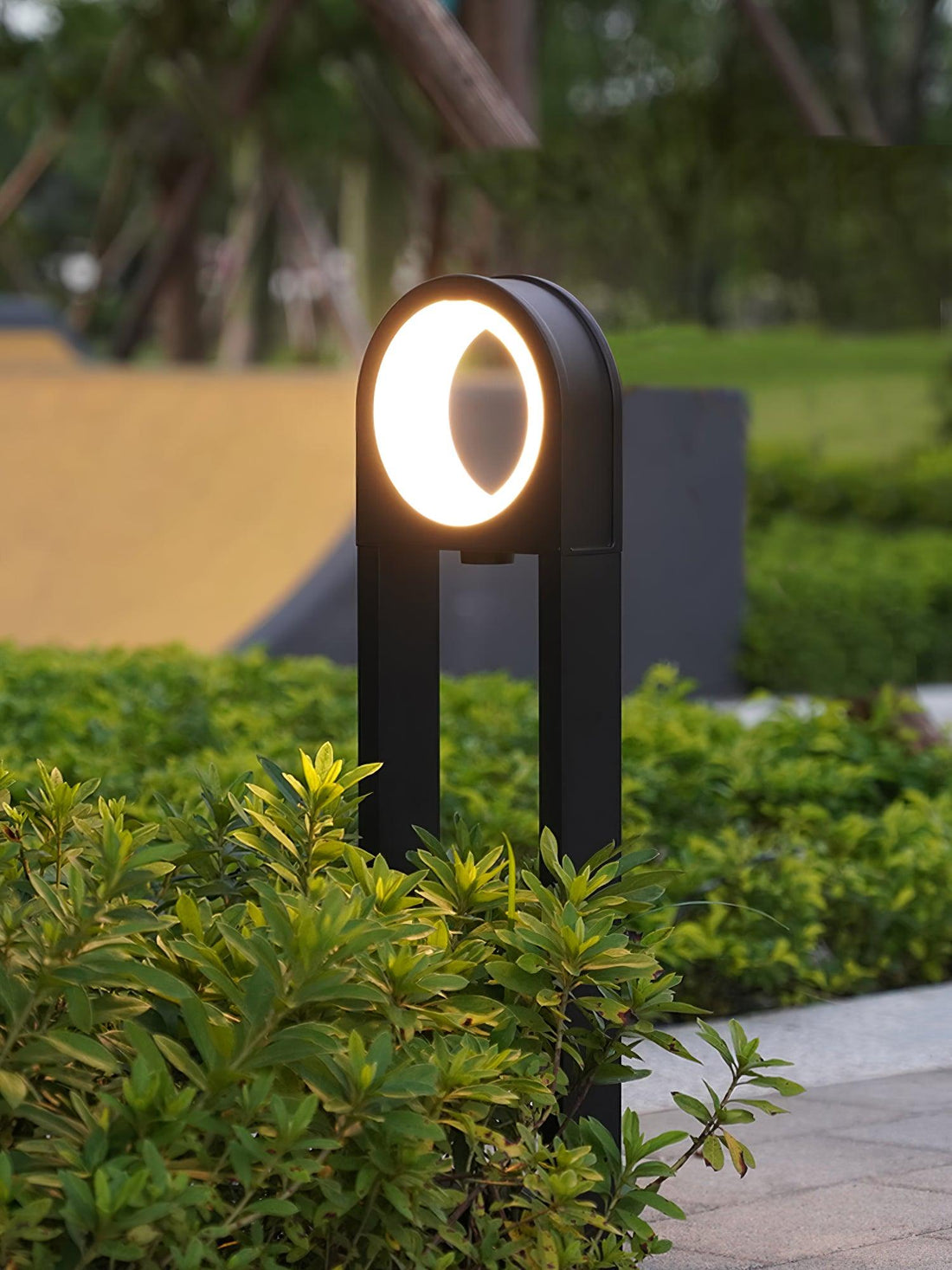 Langlebige Gartenleuchte - Moderne Außenleuchte aus Aluminium und Acryl