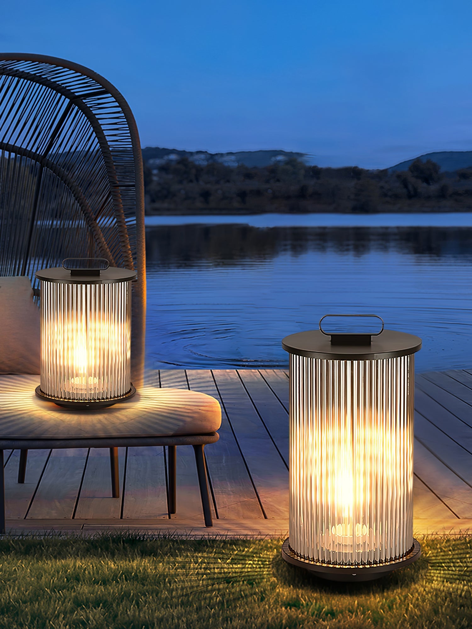 Solar Garden Lantern Light - Decorative Outdoor Lamp for Patio & Pathway