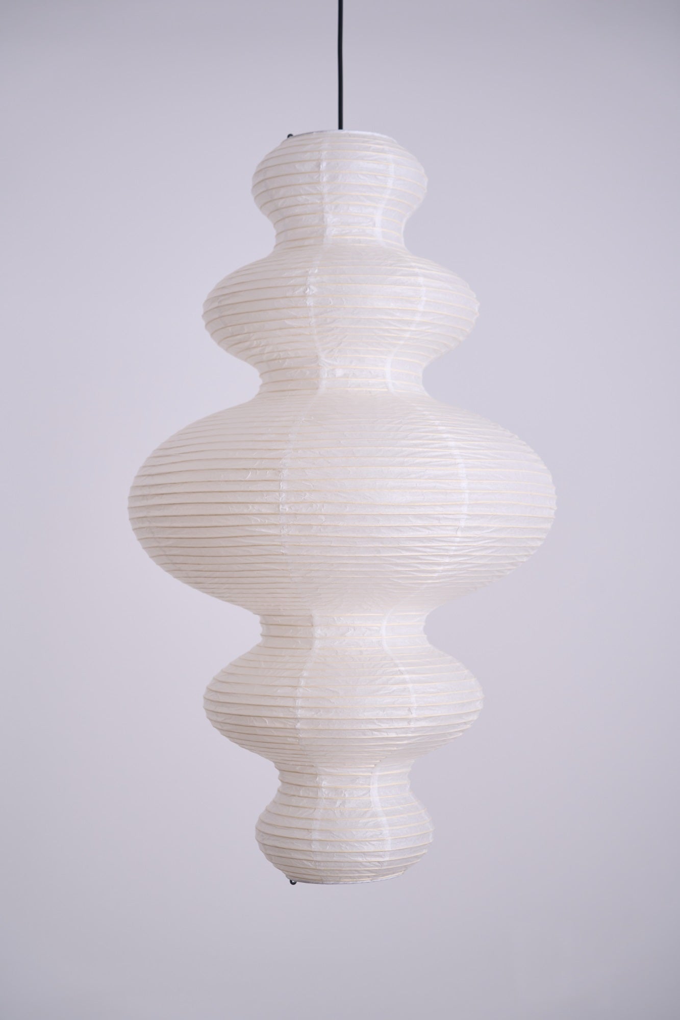 Skulpturale Reispapier-Pendelleuchte – Luxuriöse Lampe fürs Schlafzimmer