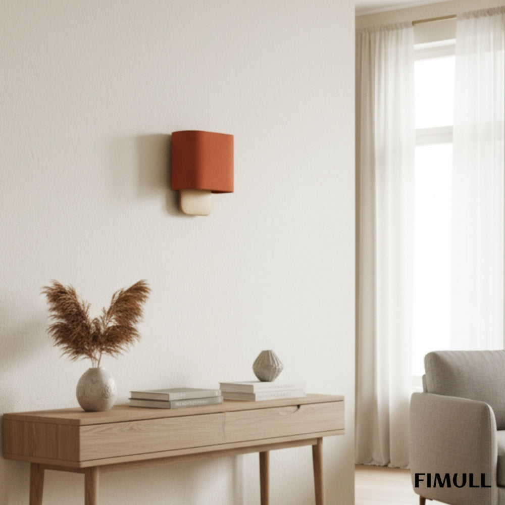 Nolvara Wandleuchte mit Stoffschirm – Minimalistische Metallleuchte für Schlafzimmer und Flur