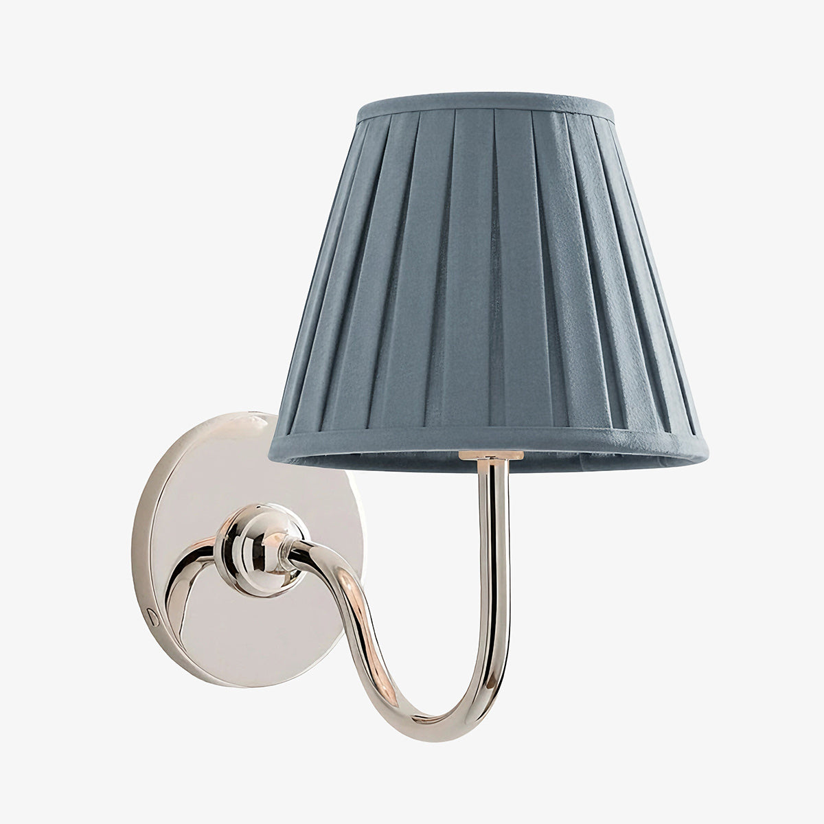 Luvora Pleated Shade Wall Lamp – Modern Brass Linen Lighting