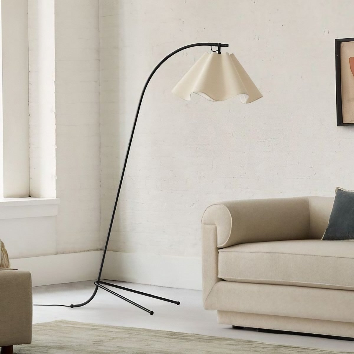 Oslan Scalloped Shade Floor Lamp - Modern Lighting with Arched Base