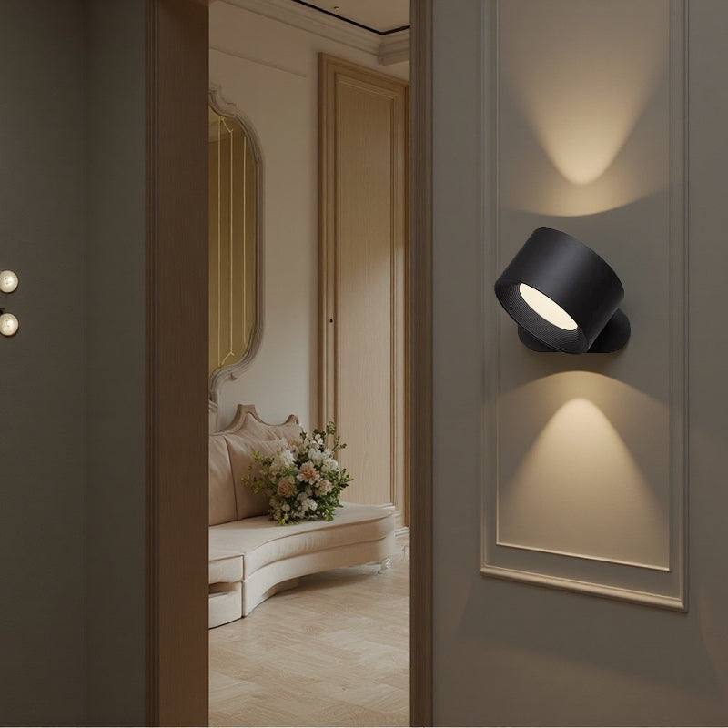 Drehbare industrielle Wandlampe mit USB-Ladefunktion