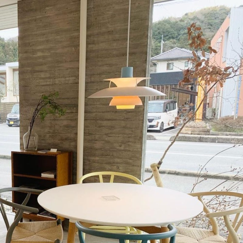 Dänische Pendelleuchte aus Metall – Klassische mehrschichtige Lampenschirmlampe fürs Schlafzimmer