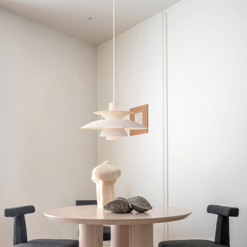 Dänische Pendelleuchte aus Metall – Klassische mehrschichtige Lampenschirmlampe fürs Schlafzimmer