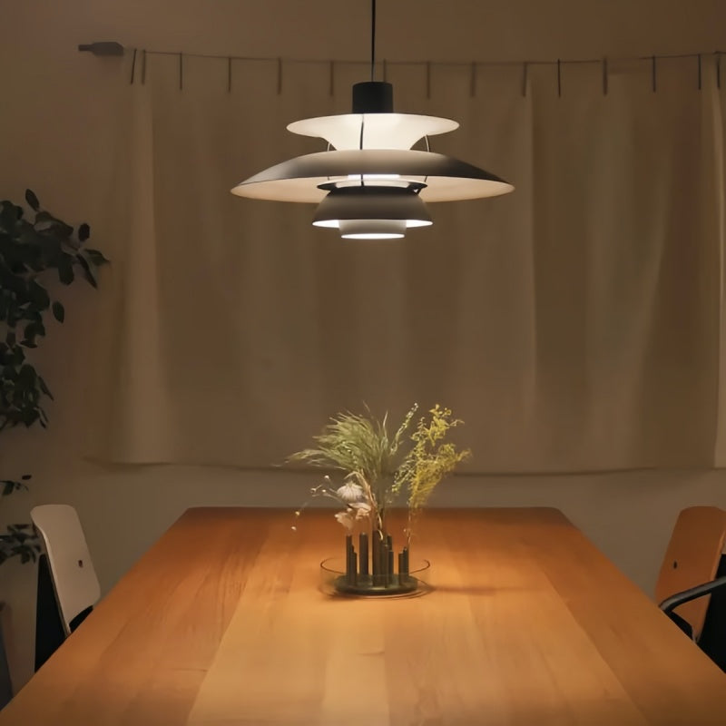 Dänische Pendelleuchte aus Metall – Klassische mehrschichtige Lampenschirmlampe fürs Schlafzimmer