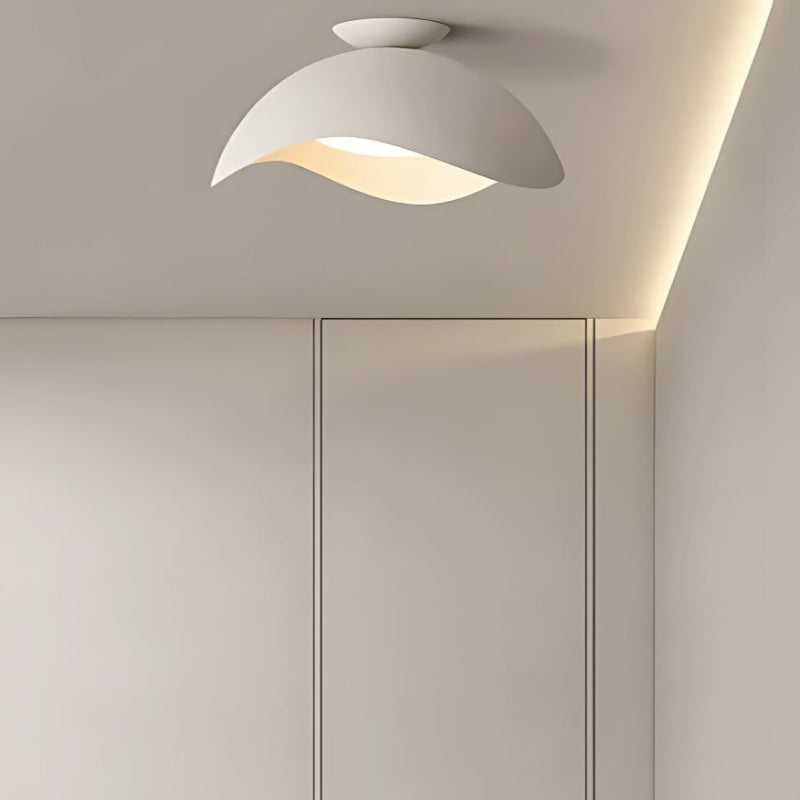 Minimalist Wavy Metal Ceiling Light