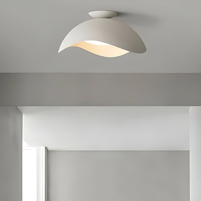 Minimalist Wavy Metal Ceiling Light