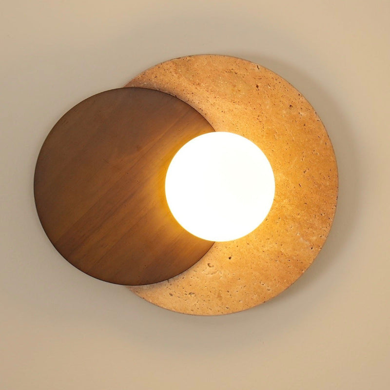 Minimalistische Wandleuchte aus Travertin-Doppelscheibenholz