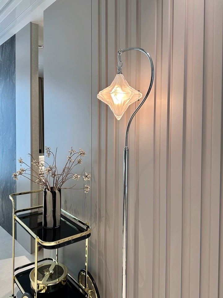 Art Deco Stern Stehleuchte - Moderne Stehleuchte für Wohnräume - Astris Orion