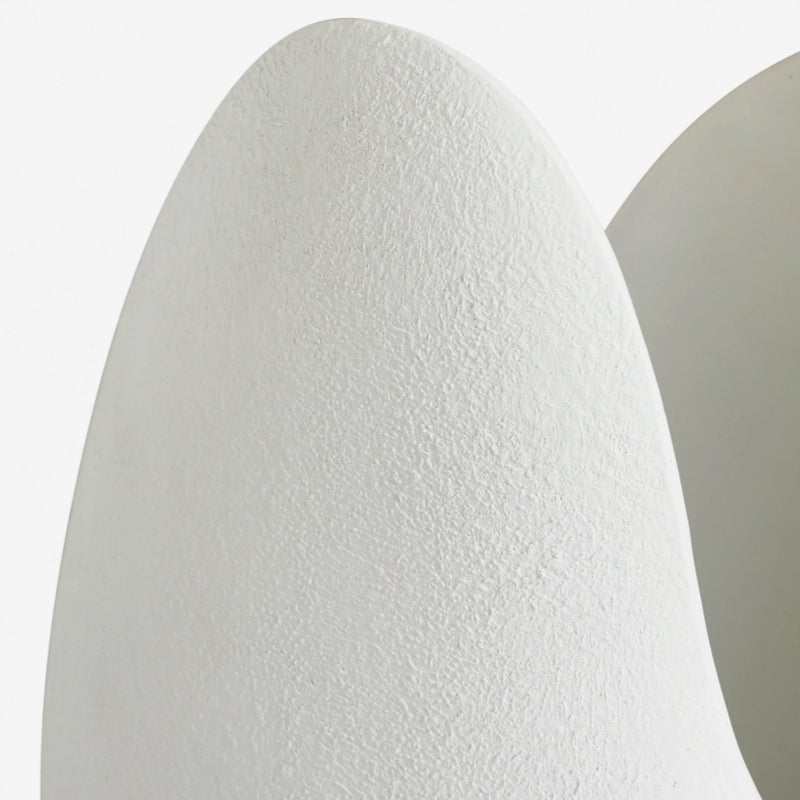 Petalora Soft Petal Table Lamp – Floral Structures Inspiration Resin Lamp for Living Room and Bedroom