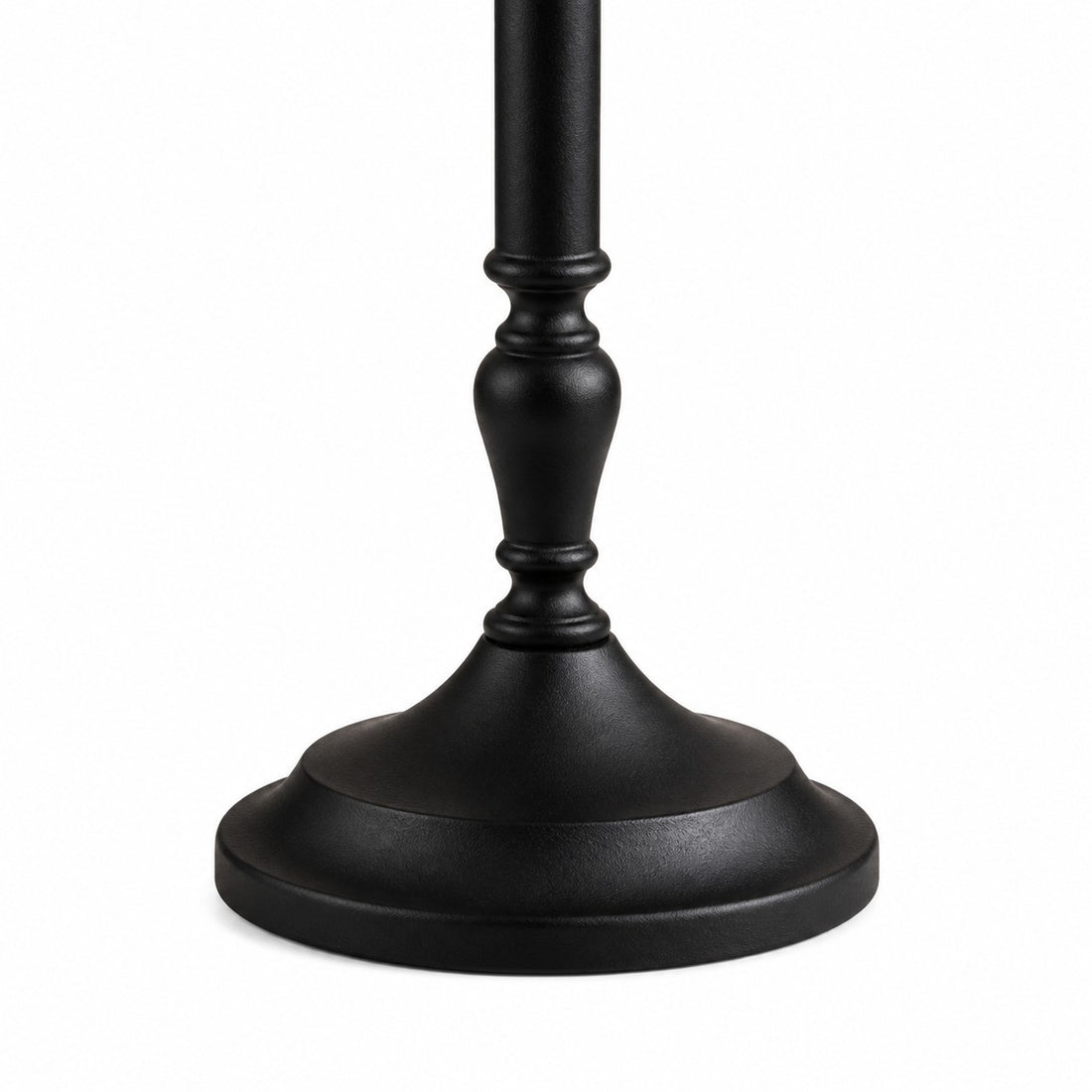 Close view of the black round lamp base