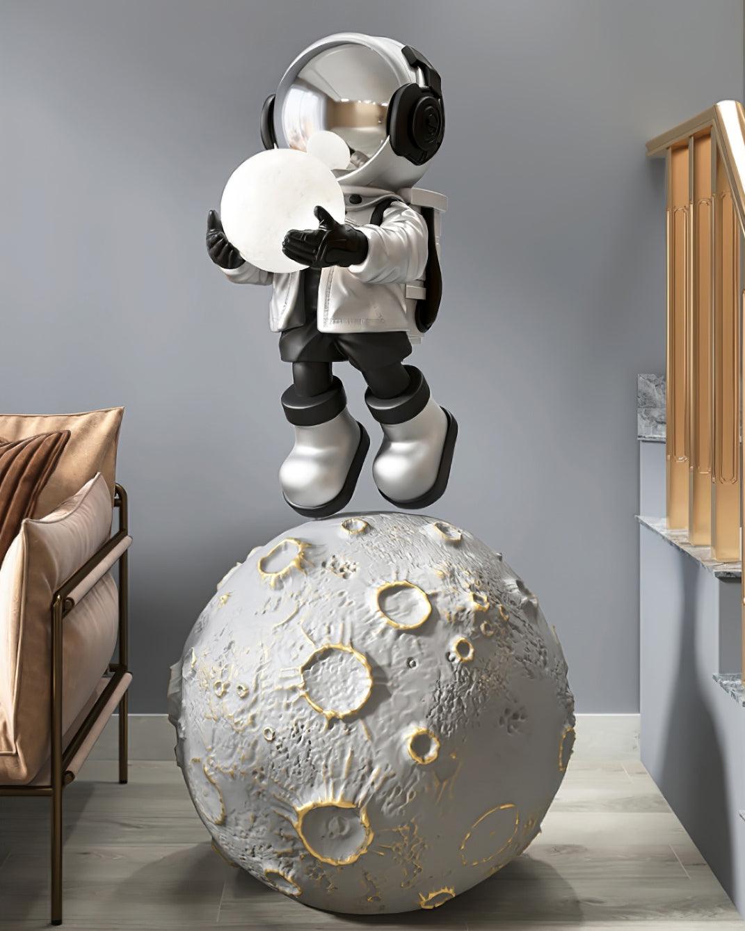 Astronaut Floor Lamp - Built-in Battery LED Light for Living Room Decor