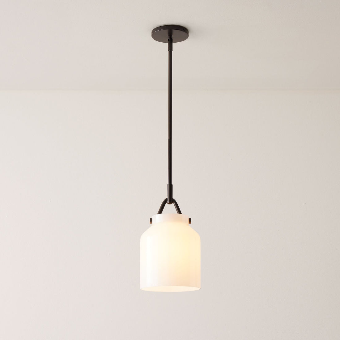 Hanton Metal Pendant Light - Modern Hanging Lamp for Dining Room