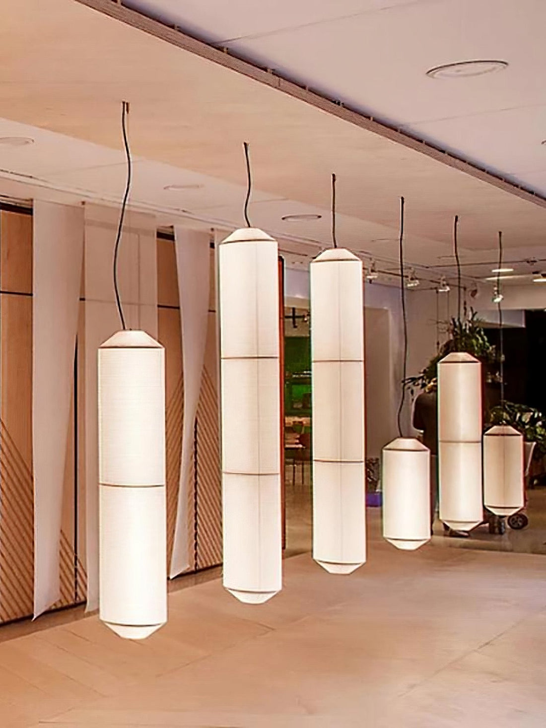 Hängelampe aus Maulbeerseide – Warme LED-Beleuchtung für Wohnzimmer