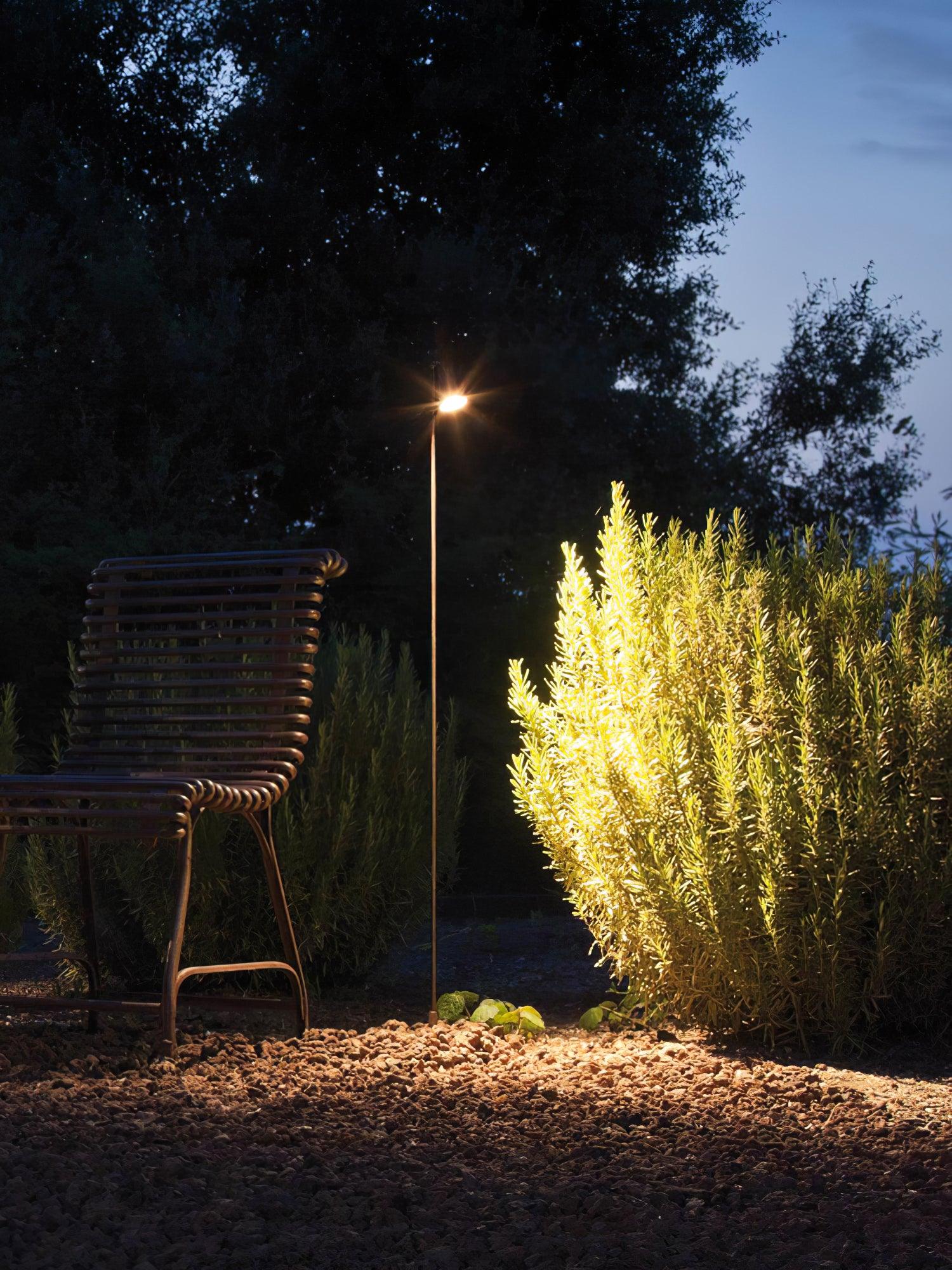 Outdoor Floor Lamp - Elegant Outdoor Lamp for Understated Style