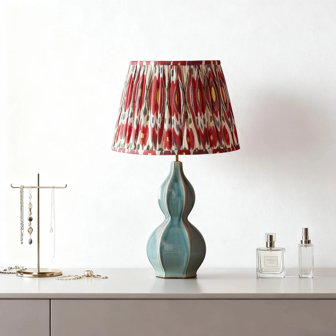 Thalune Table Lamp in Seaweed Ceramic – Sculptural Coastal Glow for Bedrooms and Living Rooms