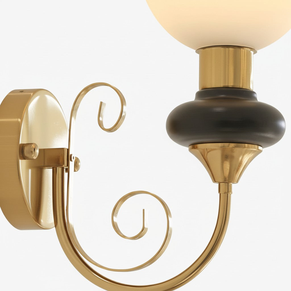 Noirvex Sculptural Metal Wall Lamp – Elegant Vertical Design for Living Spaces