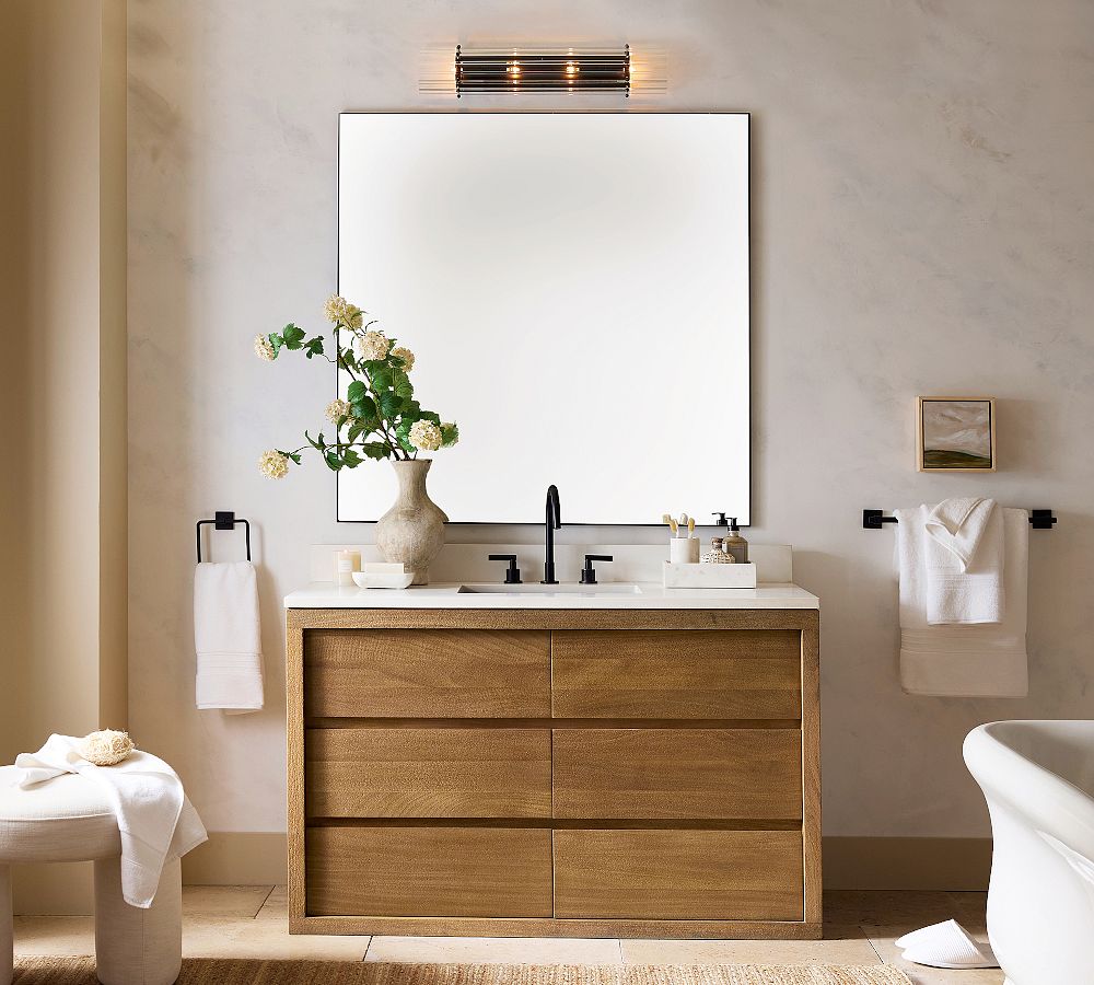 Lumora Crystal Wall Sconce – Elegant Lighting for Hallway & Bedroom