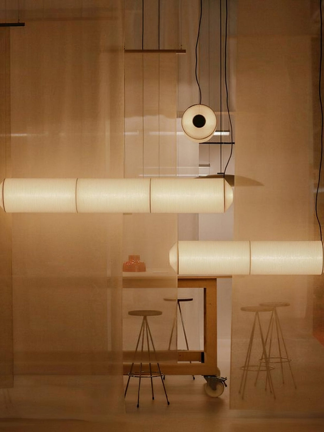 Hängelampe aus Maulbeerseide – Warme LED-Beleuchtung für Wohnzimmer