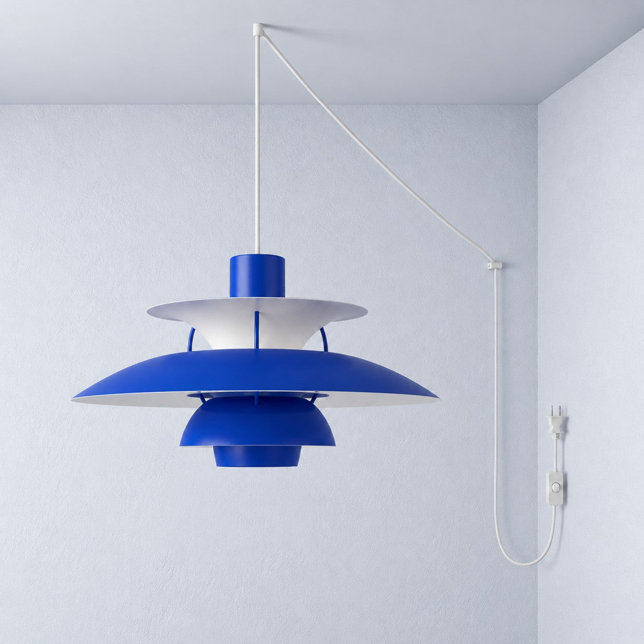 Moderne mehrlagige bunte Pendelleuchte mit Stecker und Zugkabel - Hängelampe aus Metall