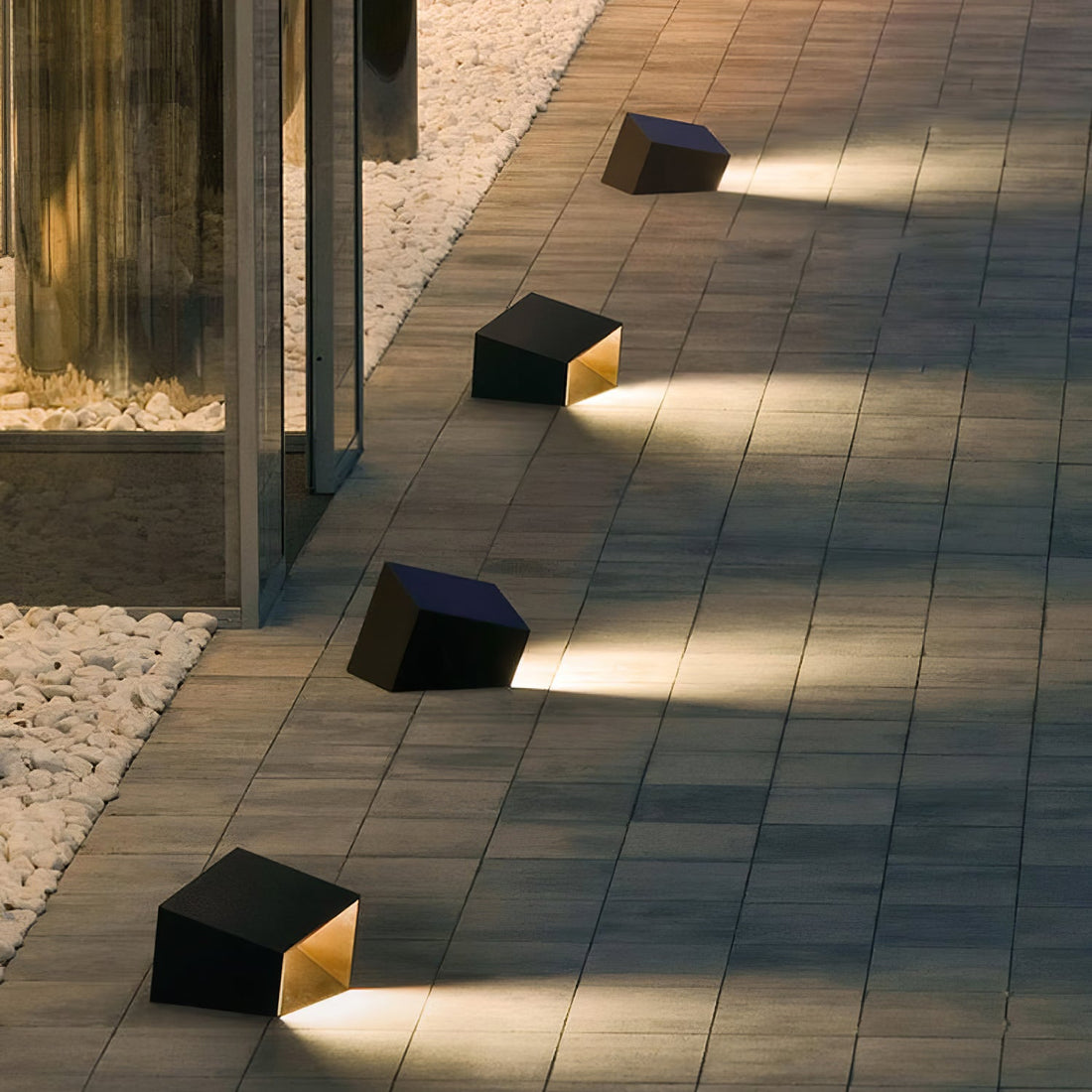 Cube Garden Solar Light - Compact LED Lamp for Patio & Small Gardens