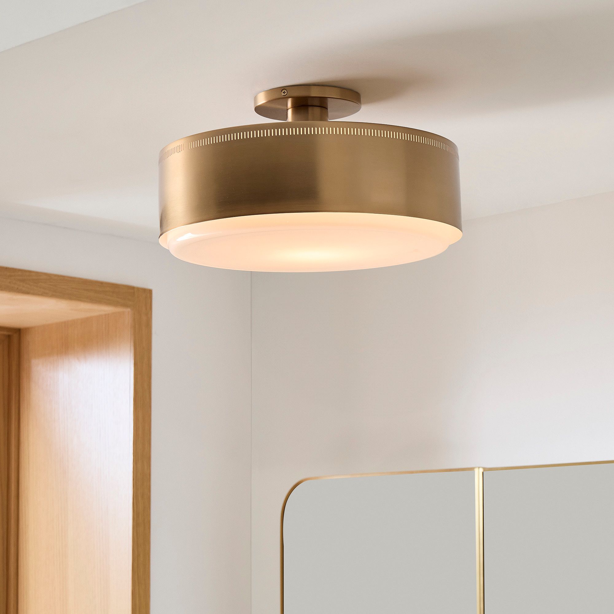 Bolvira Disc Metal Ceiling Lamp - Contemporary Flush Mount for Bedroom
