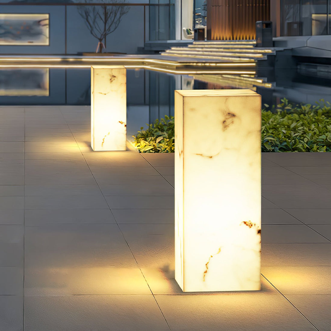 Imitation Marble Outdoor Light - Cube-Shaped Elegant Garden Patio Lamp