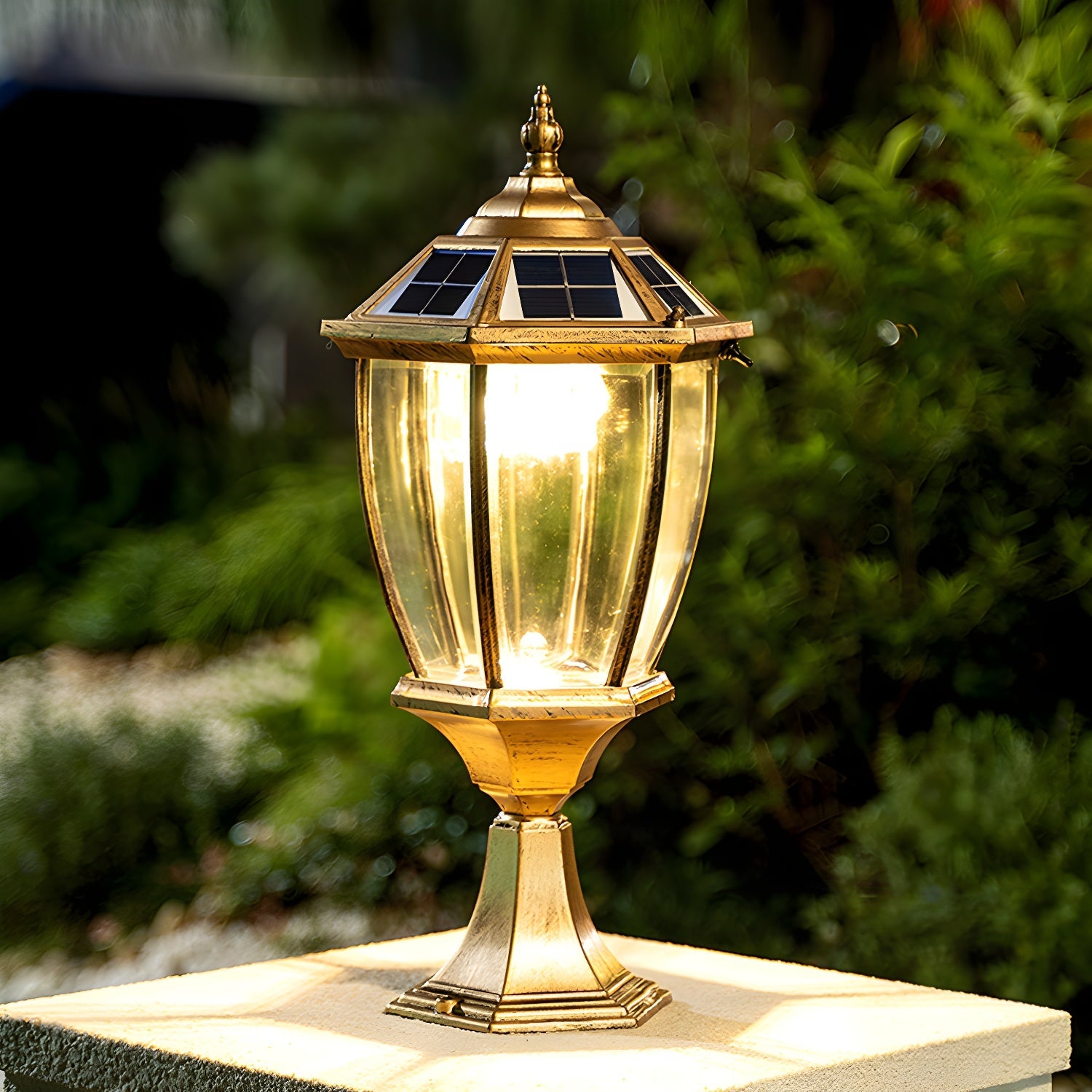 Solar Lantern Outdoor Lamp - Classic Solar Lantern Great for Patios