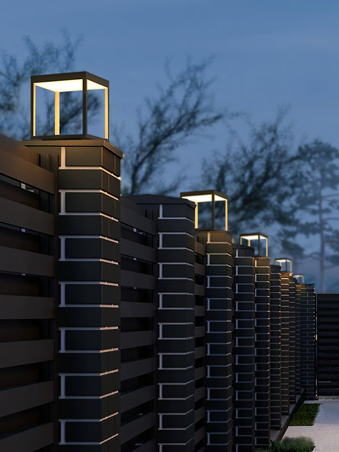 Square Frame Solar Outdoor Light - Garden Light with Durable Metal