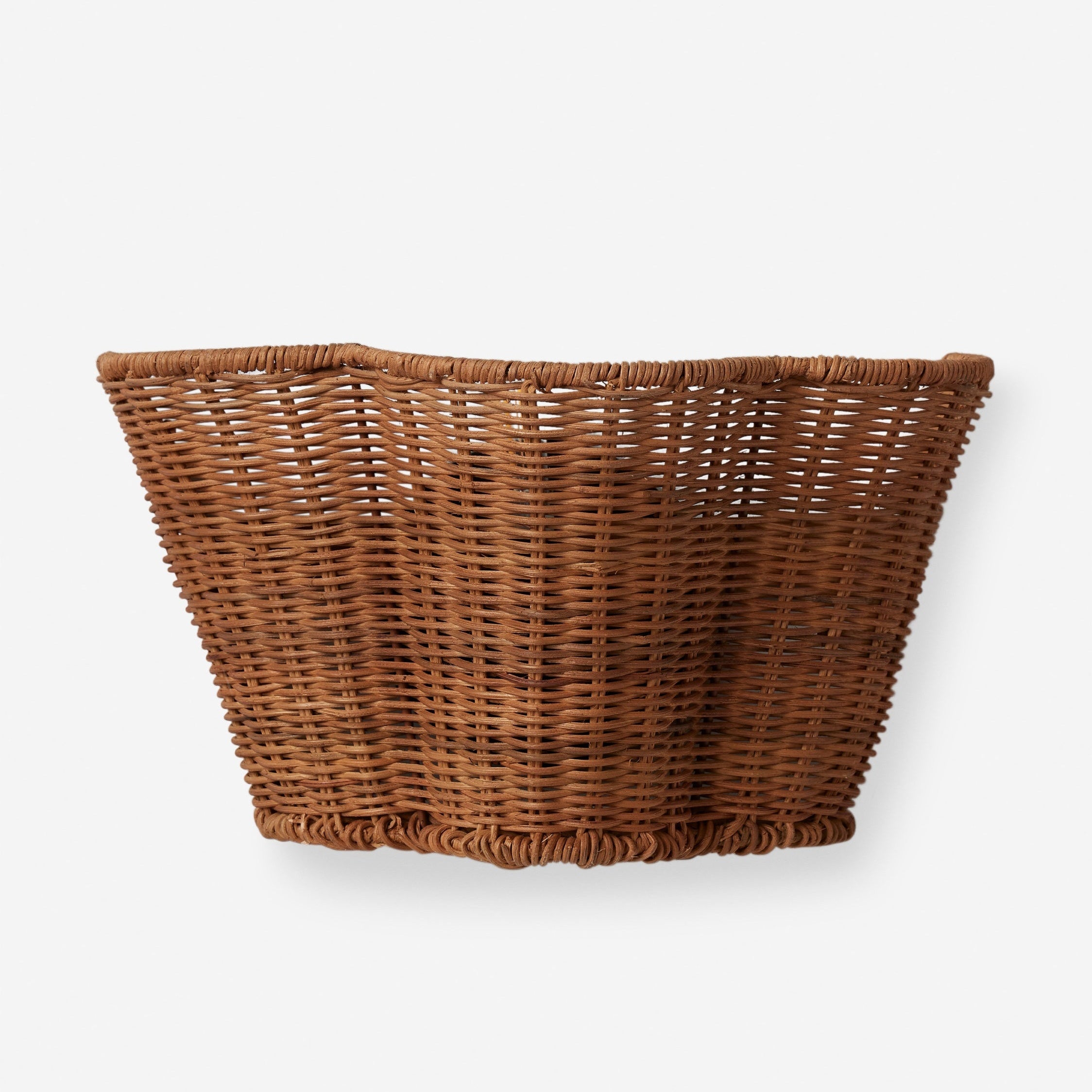 Wickara Woven Wall Sconce – Scalloped Basket Shade Wall Light for Bedroom