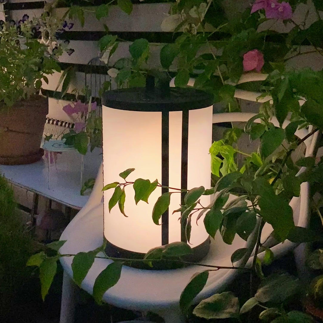 Runde Laterne Außenlampe - Acrylsäule Warmes Licht für den Gang