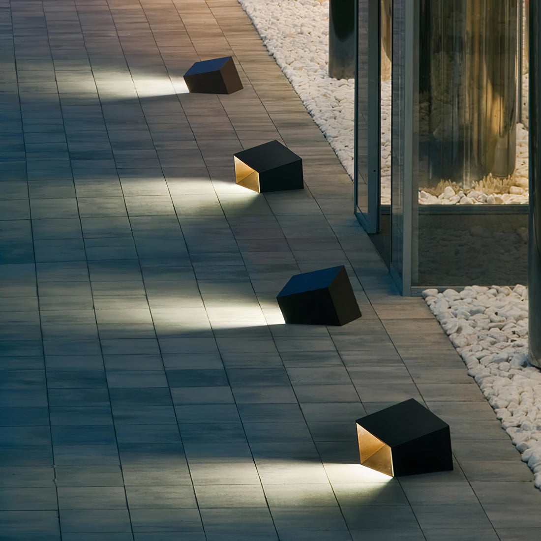 Cube Garden Solar Light - Compact LED Lamp for Patio & Small Gardens