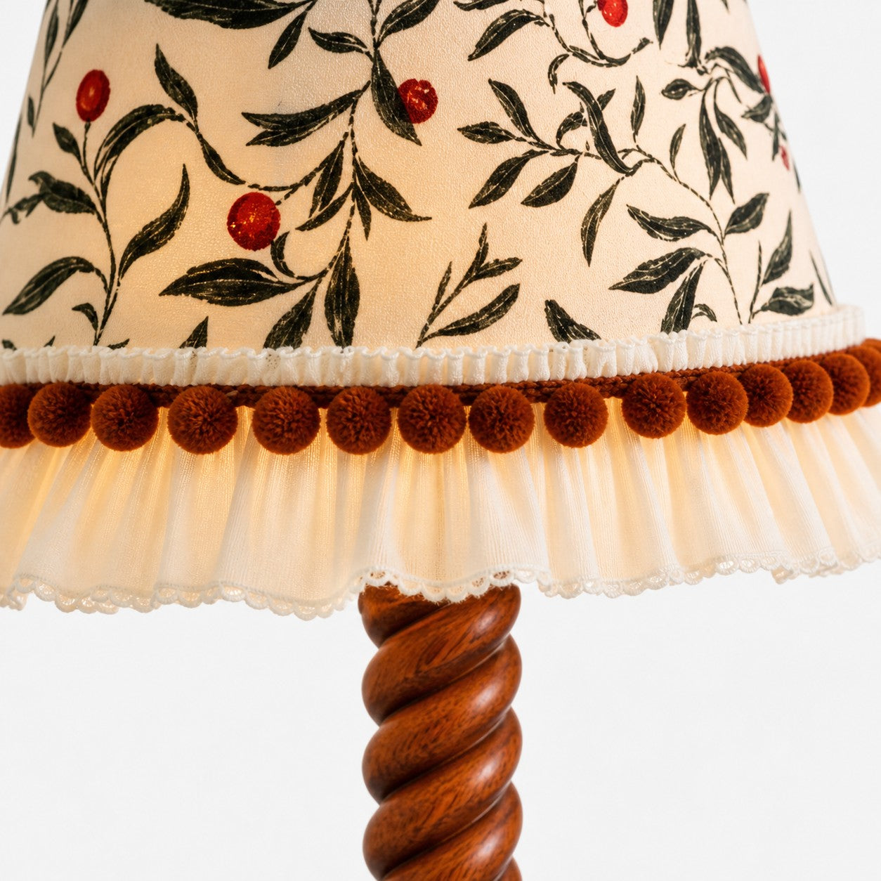 Pleated shade edge and twisted wood stem