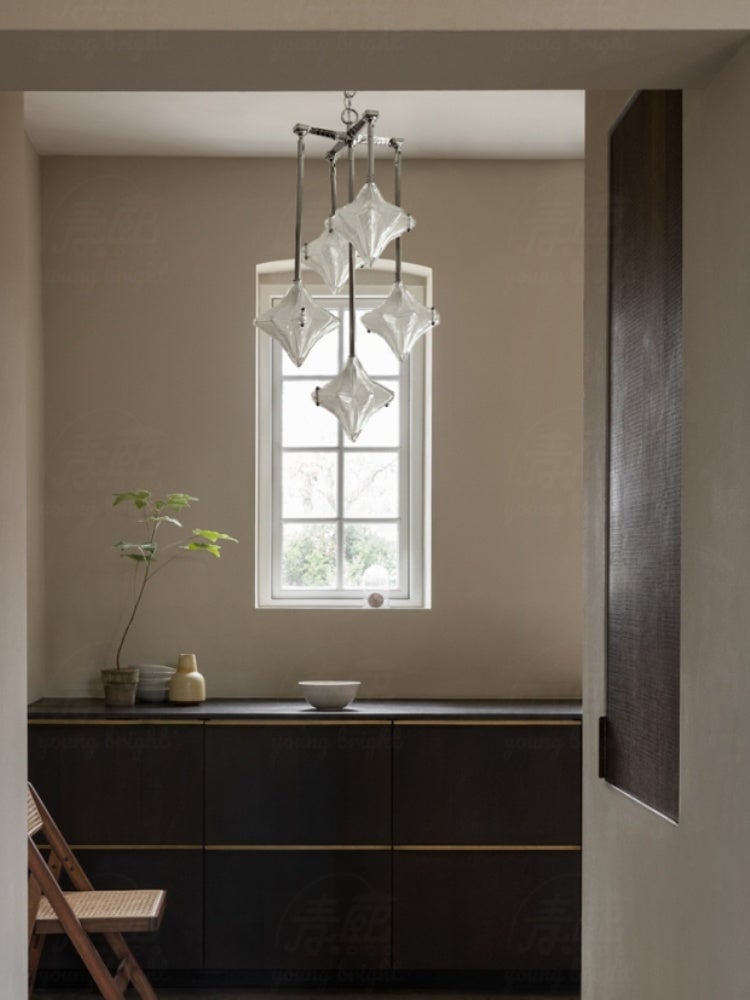 Art Deco Astris Star Kronleuchter - Milchglas-Dekoleuchte für Esszimmer 