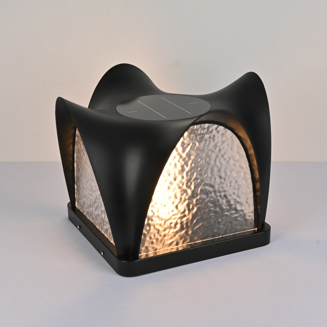 Solar Außenlampe - LED Gartenlaterne für Patio, Gehweg &amp; Terrasse