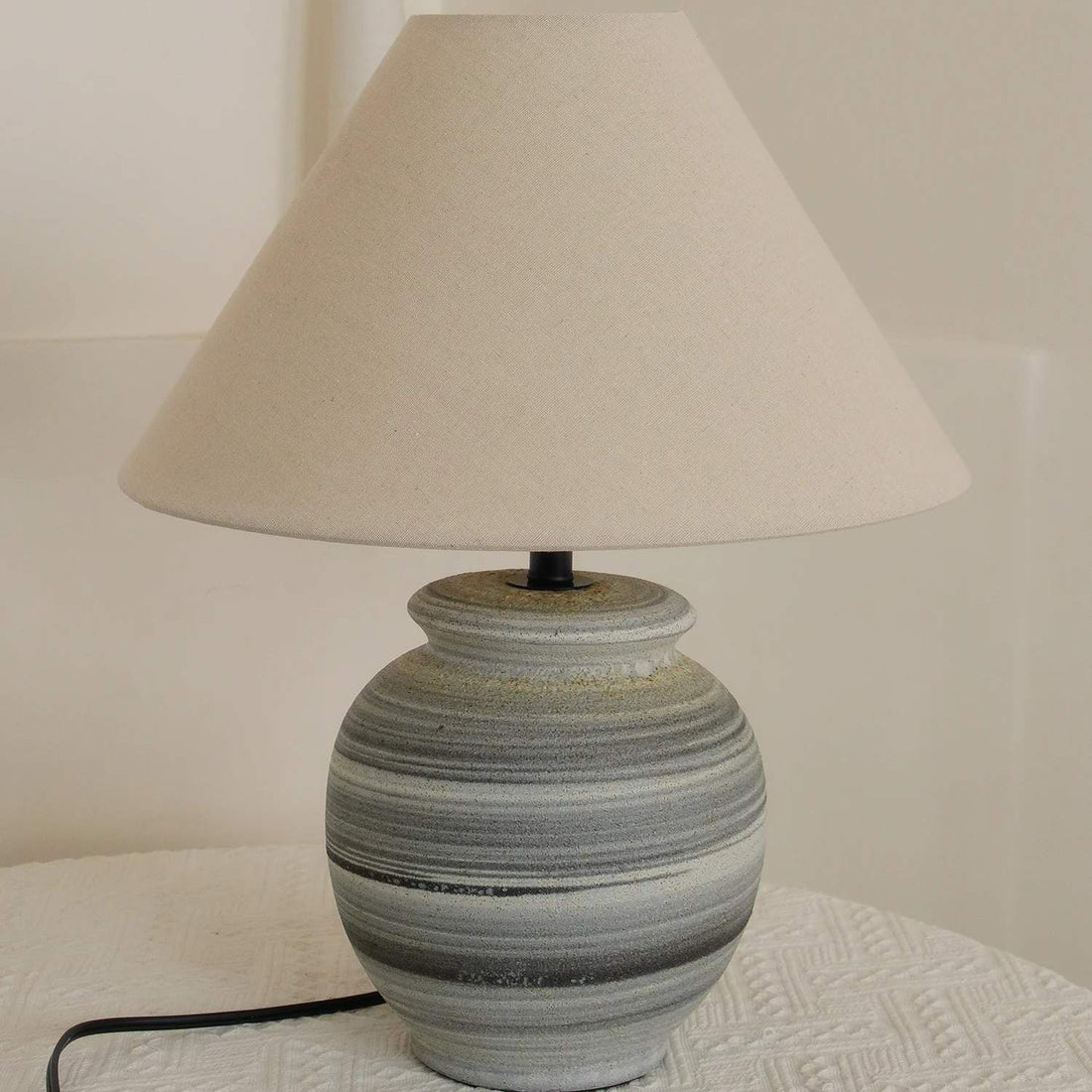 Ceravine Rustic Ceramic Base Table Lamp with Conical Fabric Shade – Elegant Accent Lighting for Home