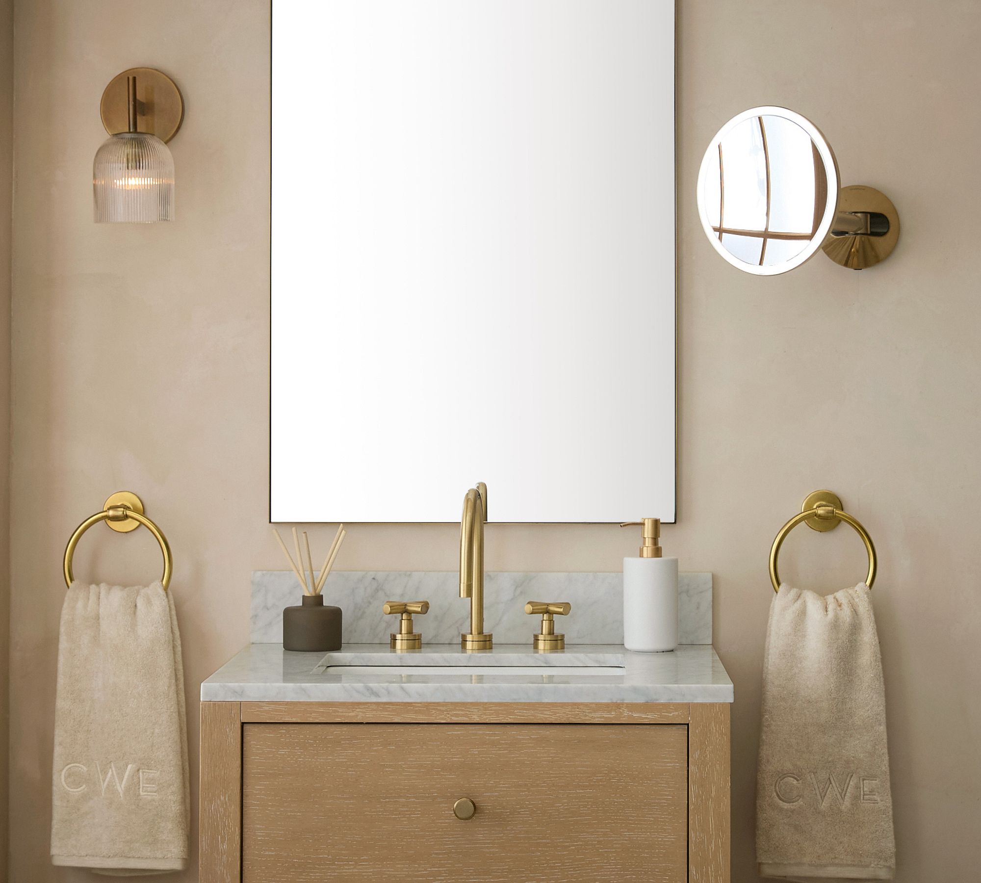 Bravira Ribbed Glass Sconce - Metal Wall Light with Clear Glass Shade