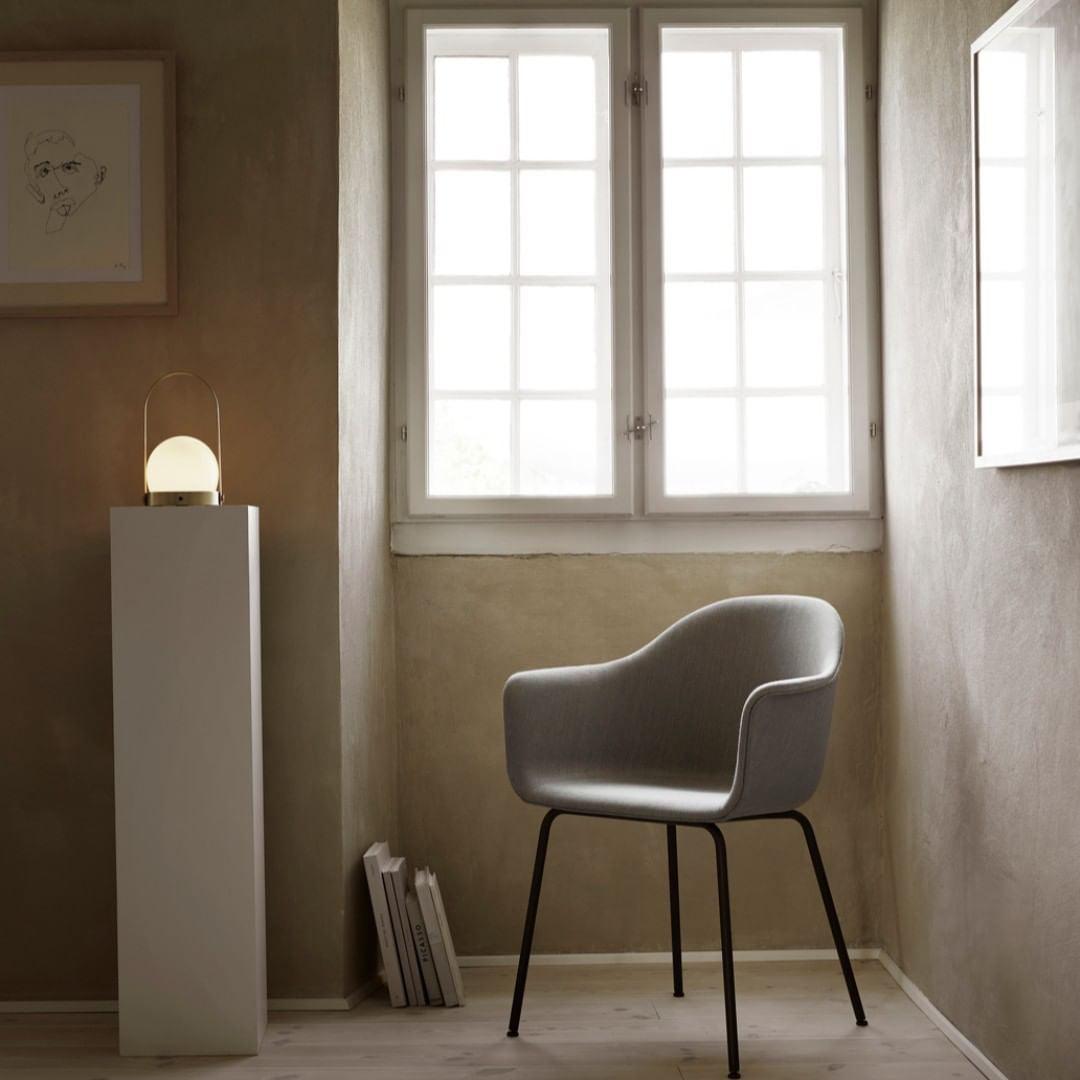 Tragbare Akku-Tischlampe – Moderne Lampe für Schreibtisch und Schlafzimmer