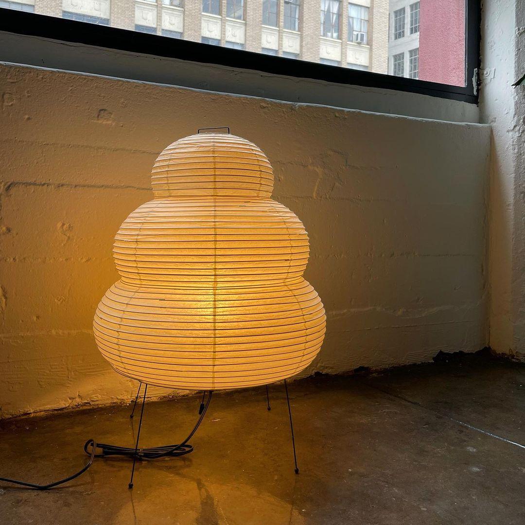 Japanisch inspirierte Papiertischlampe – Maulbeerpapierlampe fürs Schlafzimmer