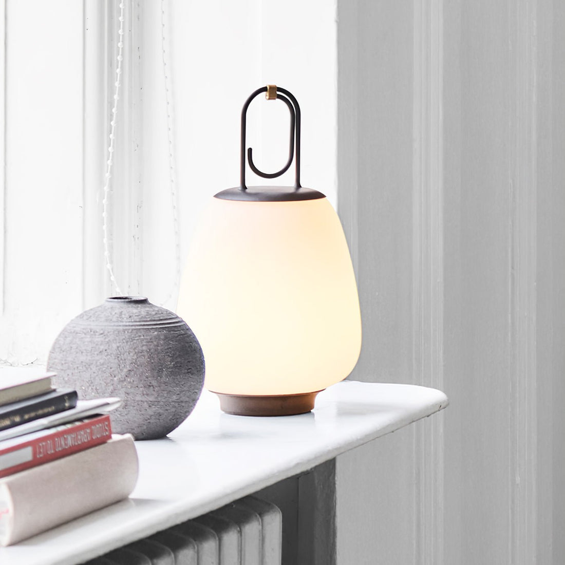 Lantern Table Lamp - USB Rechargeable Nordic Light for Indoor & Patio