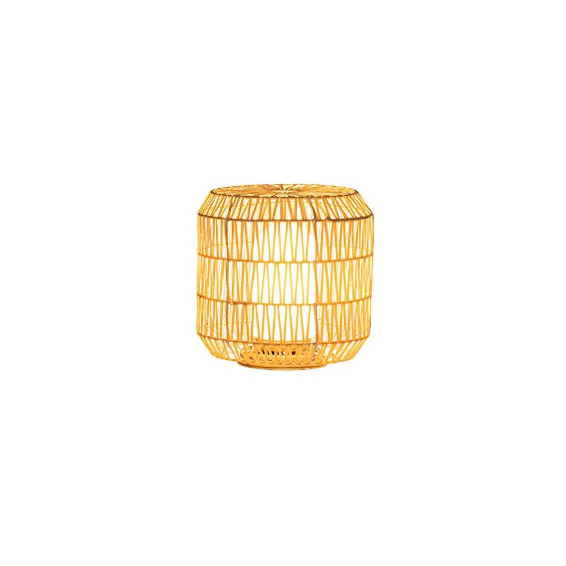 Außenlampe aus geflochtenem Rattan – traditionelles Handwerkslicht für Ecken