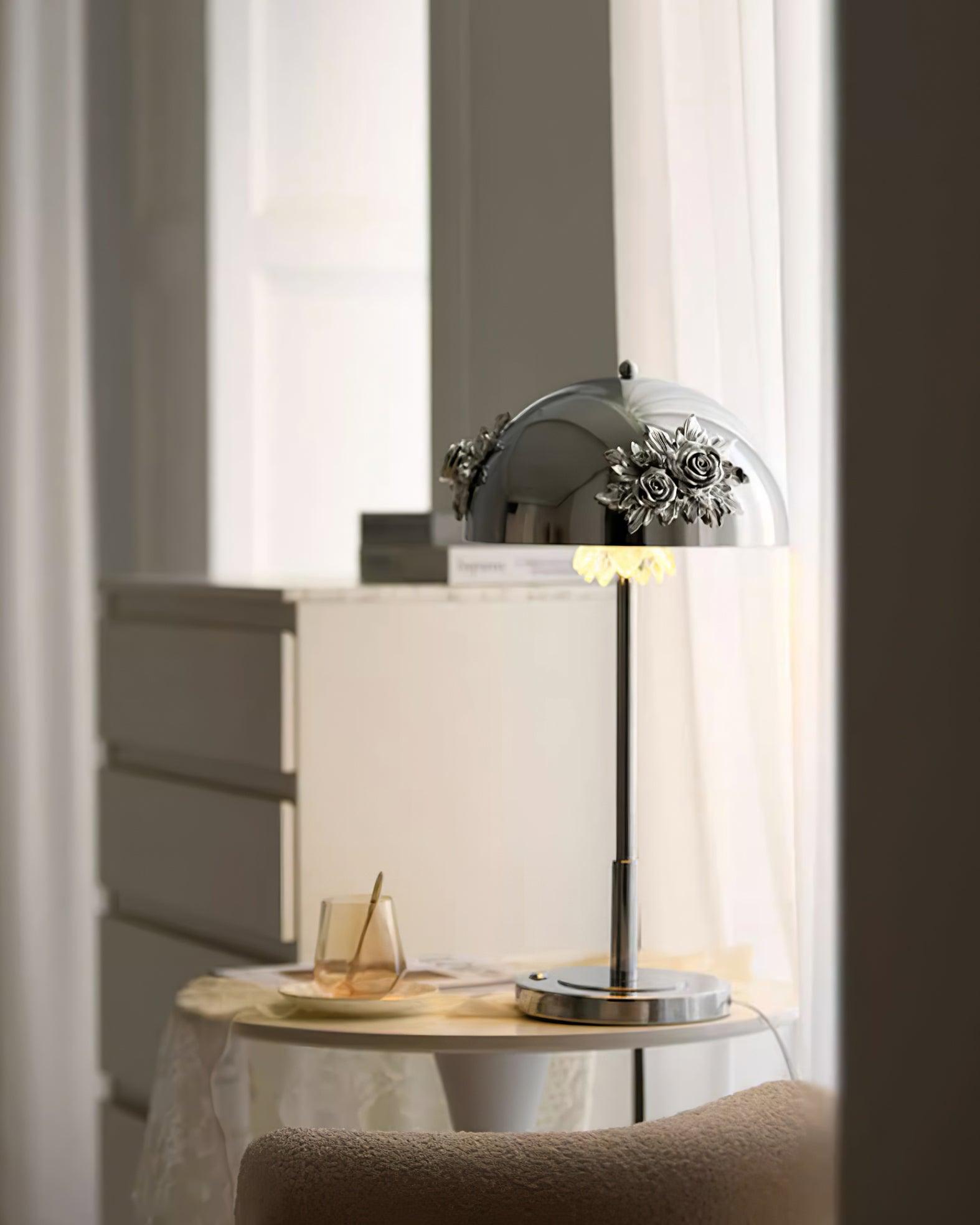 Table Lamp with Built-in Battery - Artistic Floral Light for Room